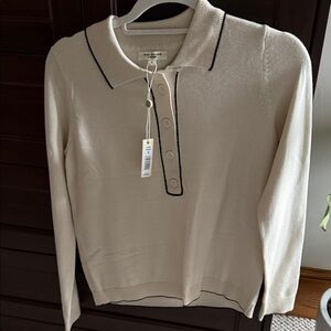 Max Studio Cream Sweater with Black Accents